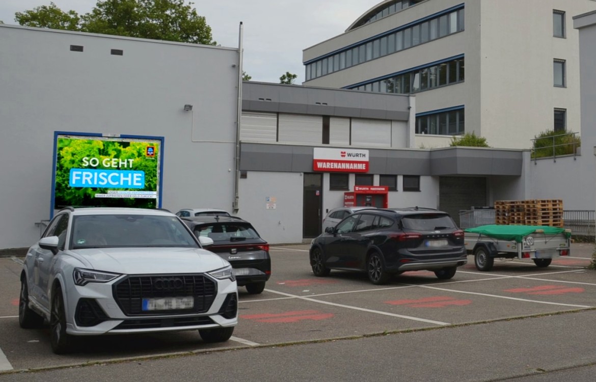 Albert-Eber-Str/geg. Nr. 2/lks  (Bietigheim)