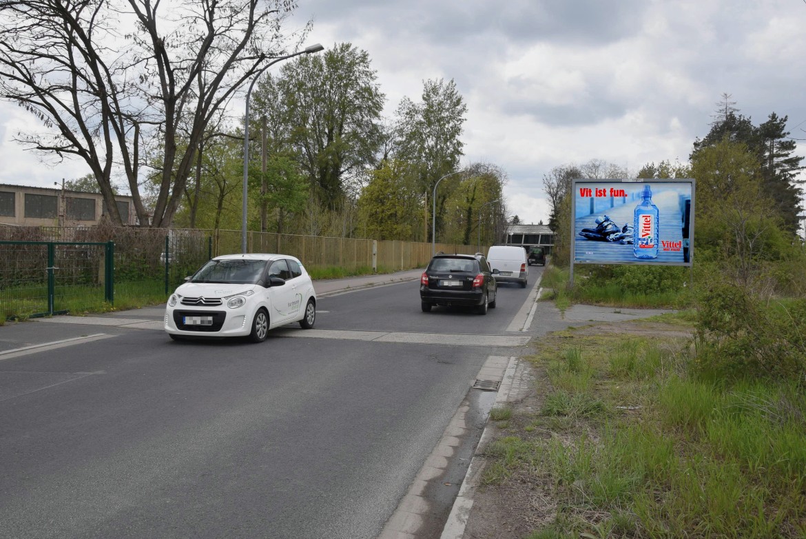 Grenzstr. 9 (WE rts)