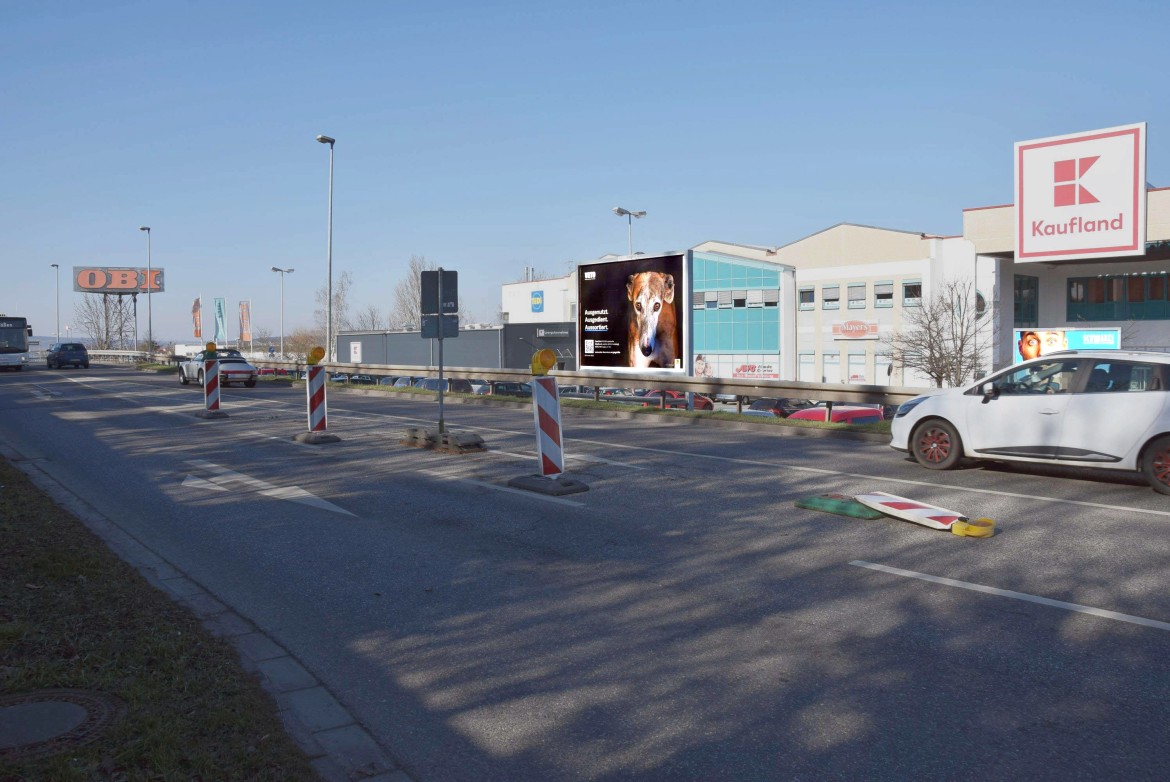 Wei?enfelser Str. 70 /Kaufland/geg. Eing/Sicht B 87 (lks)