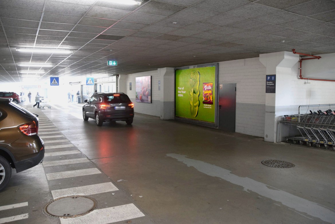 Schleizer Str. 36 /Kaufland/PH (neb. Eingang)