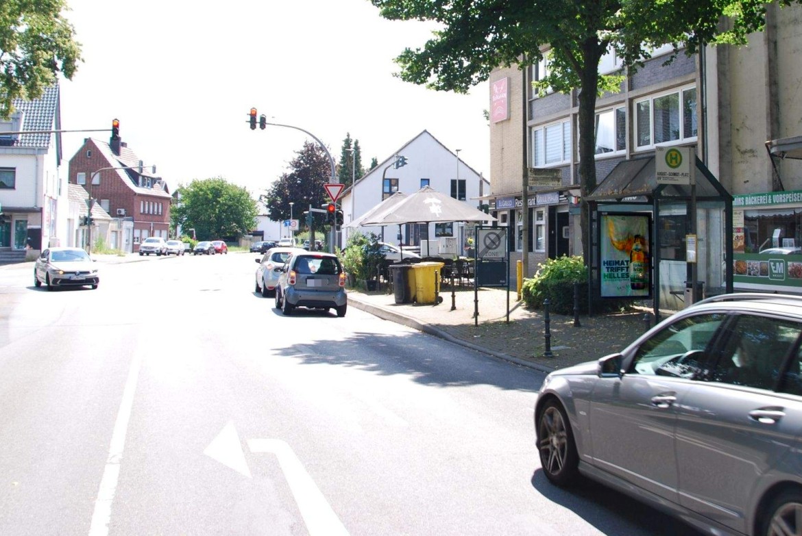 Kirchrather Str/Hts August-Schmidt-Platz/innen  (WH)
