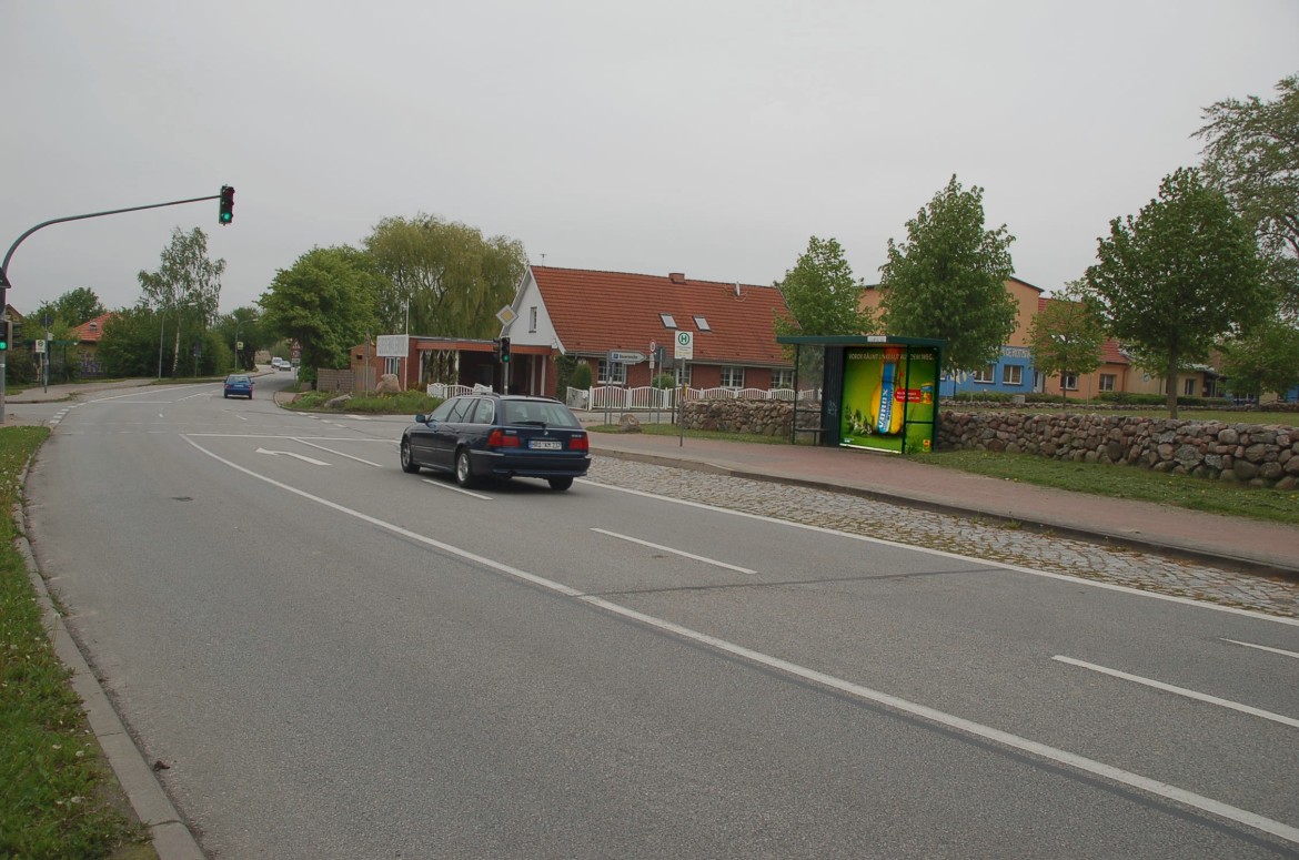 Allershäger Str/nh. Nr. 10  (WH)