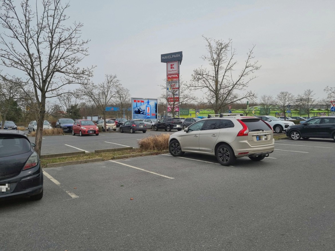 Döberitzer Weg 3 /Kaufland im Havelpark/Park-Box 14