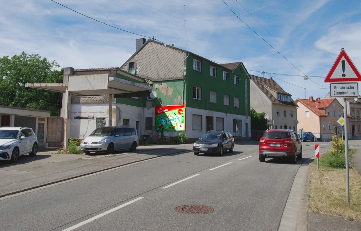 Kuchenbergstr. 189/Zufahrt Netto (quer)