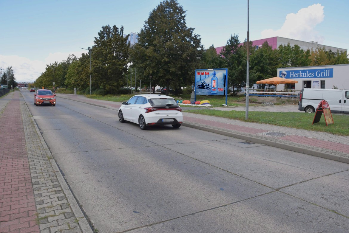 Handelsstr. 21/nh. Kaufweg/neb. Getr?nke R?ssler