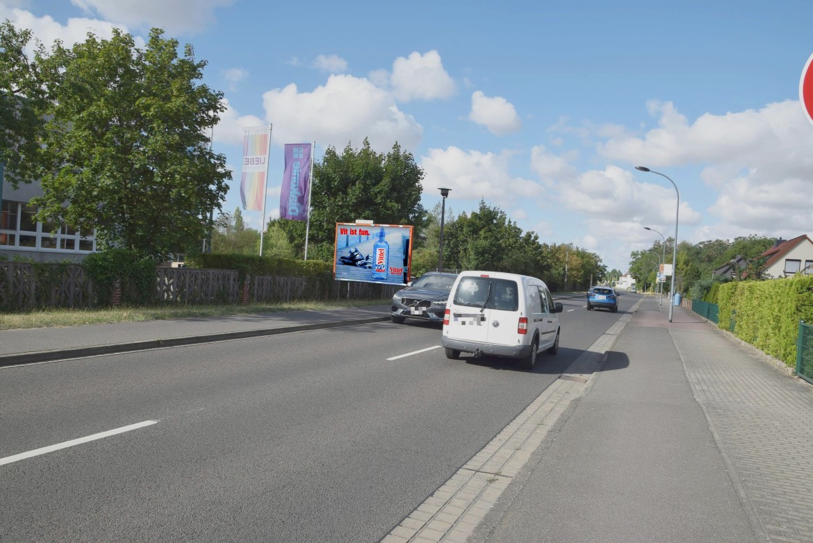 Thalheimer Str/geg. Clara-Zetkin-Str/WE lks  (Wolfen)