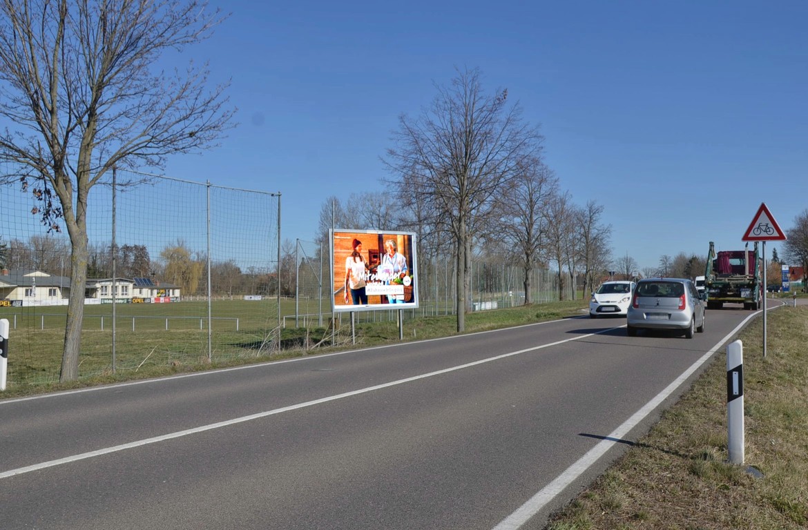 Leipziger Str/B 181/Sportplatz/einw?rts/quer  (Z?schen)