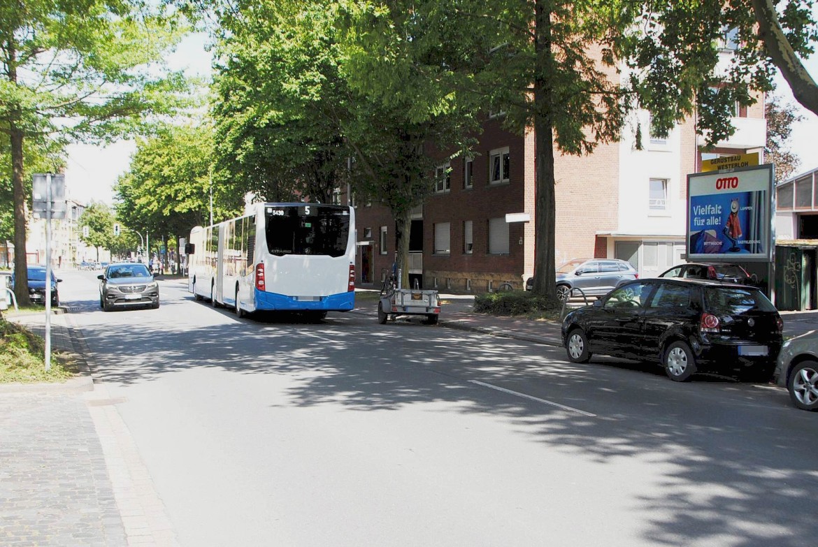 Friedrich-Ebert-Str. 109/geg. Clevornstr