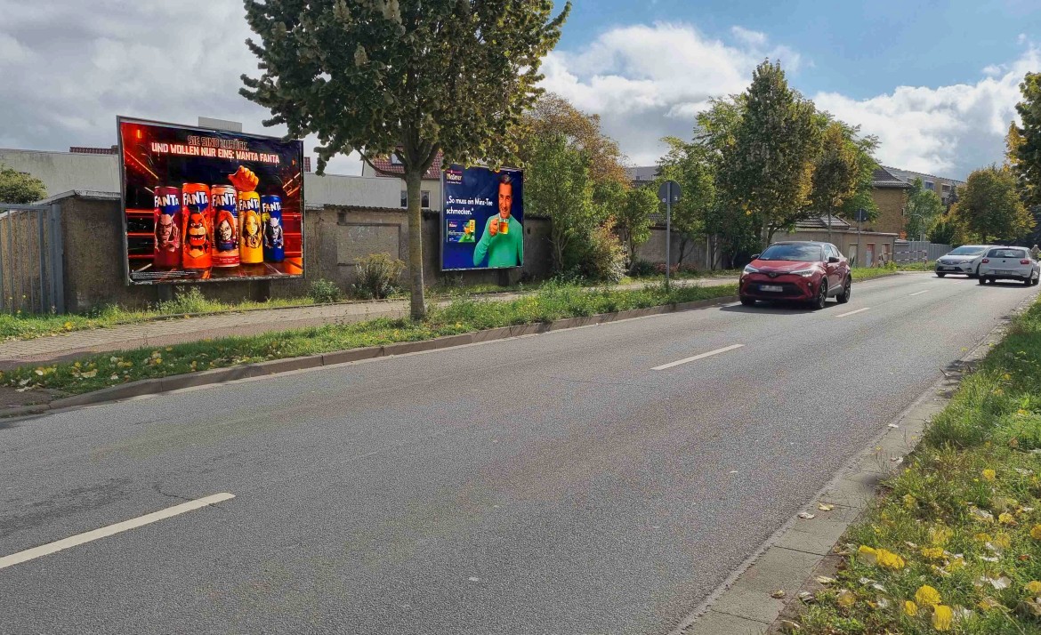 Teucheler Weg 70/geg. E-center im Carat-Park/Zufahrt