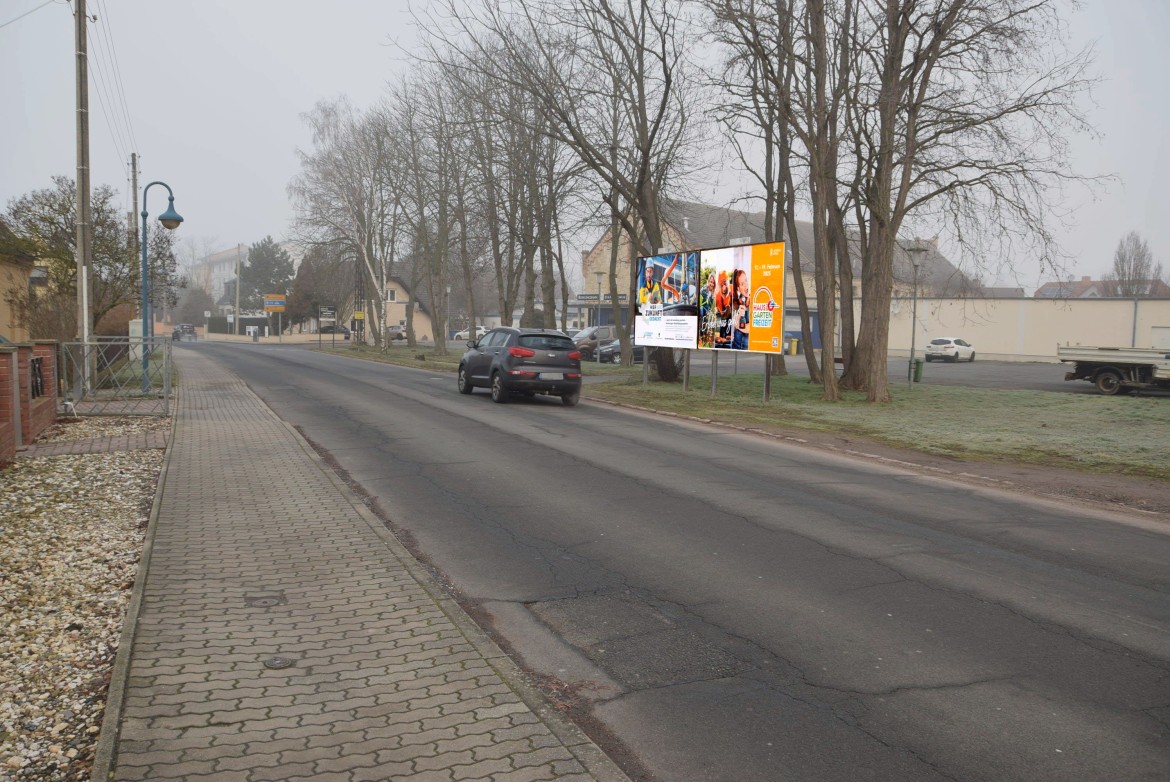 Alte Hallesche Str/Am Gemeindezentrum  (Bennstedt)