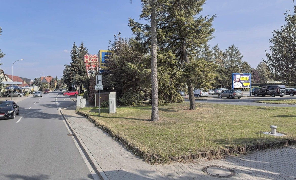 Zittauer Str. 12 /Edeka im HZO/Sicht Eingang (lks)
