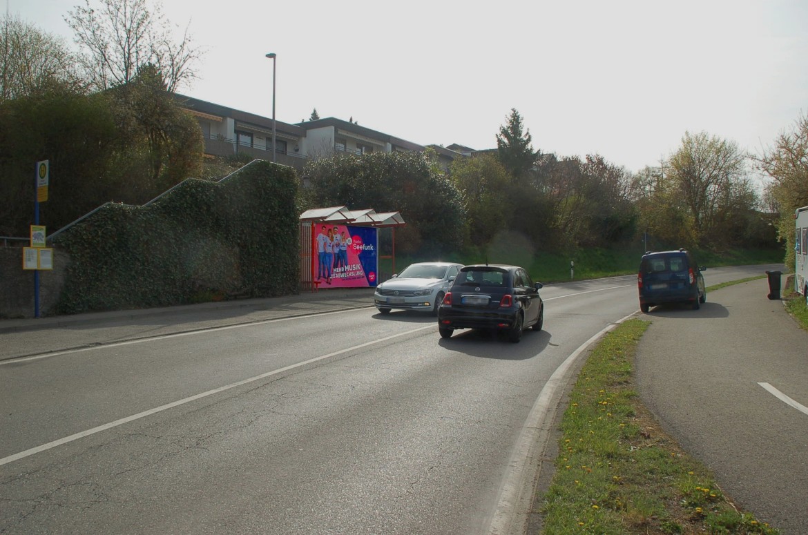Tuttlinger Str/geg. Nr. 31/bei Bahn?bergang  (WH)