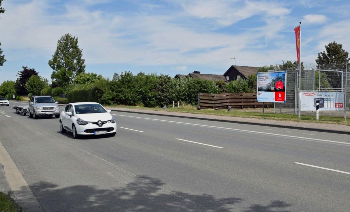 Bürenerstr. 54 /Getränke Oase (parallel zur K.-Adenauer-Str)