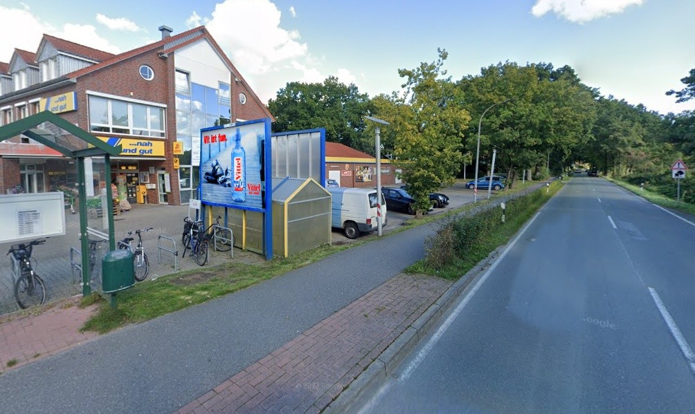 Peter-Grave-Str. 2 /Nah & Gut/geg. Eingang/Sicht Apotheke