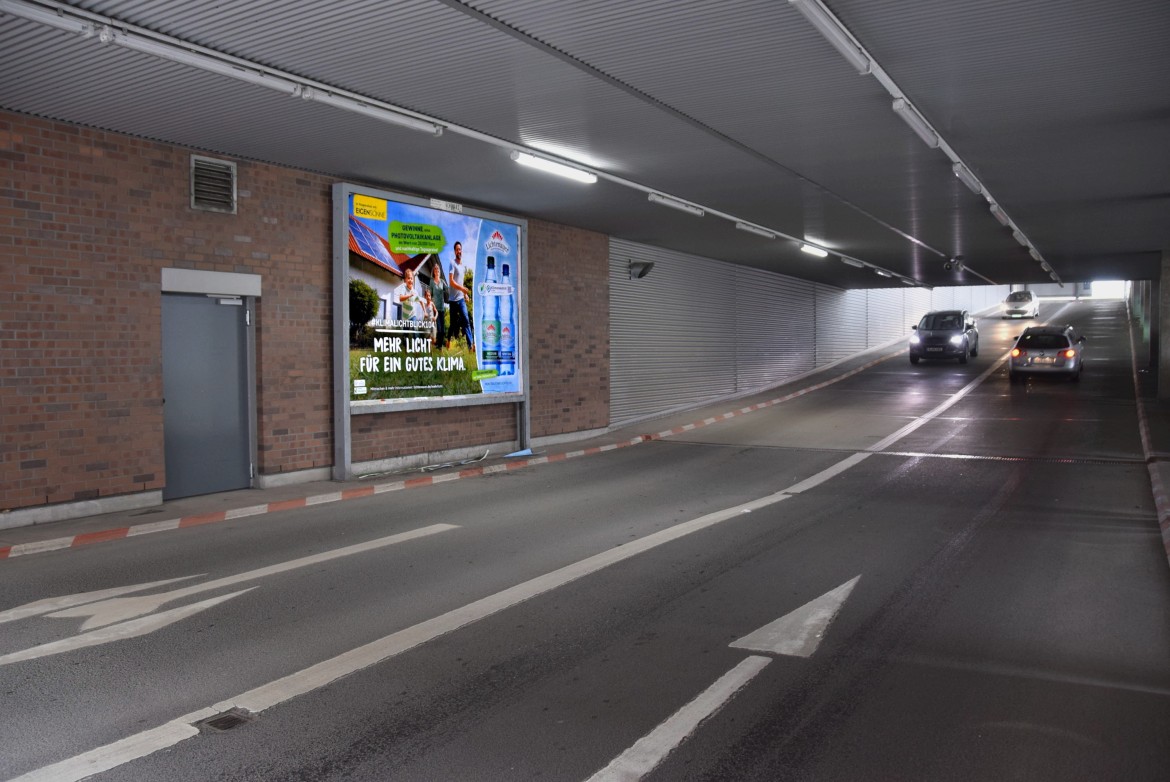 Sch?neberger Str. 7 /Kaufland/Auffahrt Parkdeck (lks)