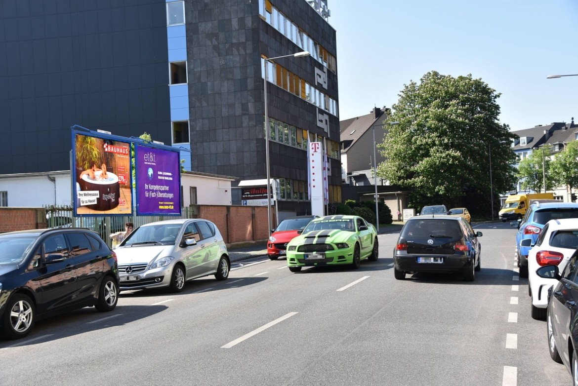 Moerser Str. 1/Ostwall (bei Telekom)