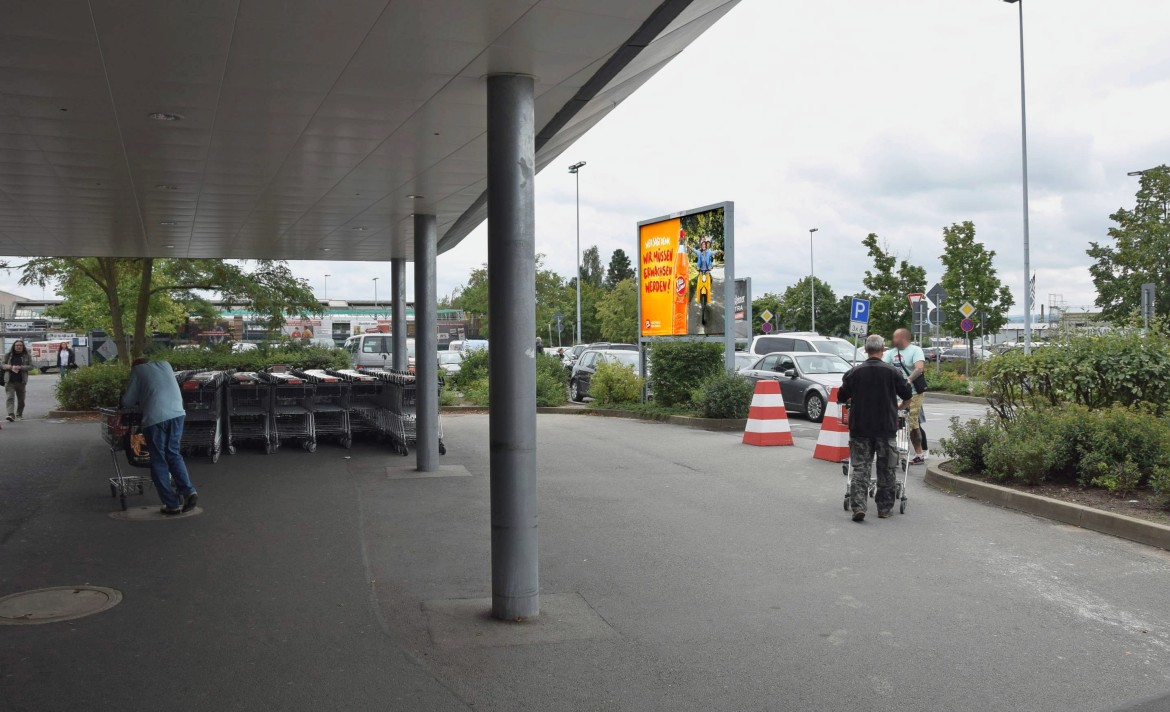 Lohmener Str /Kaufland/Eingang/Sicht Eingang