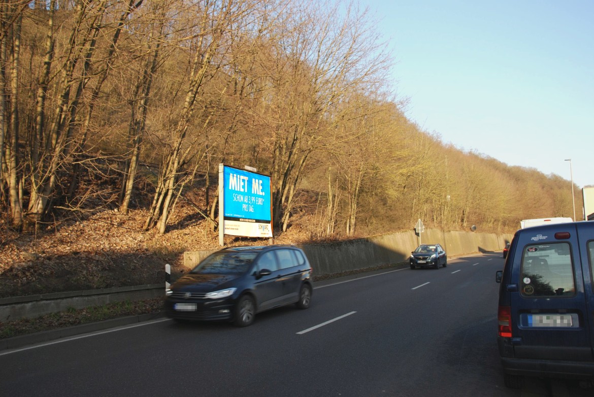 Straße des 13. Januar/B 51/geg. Nr. 90