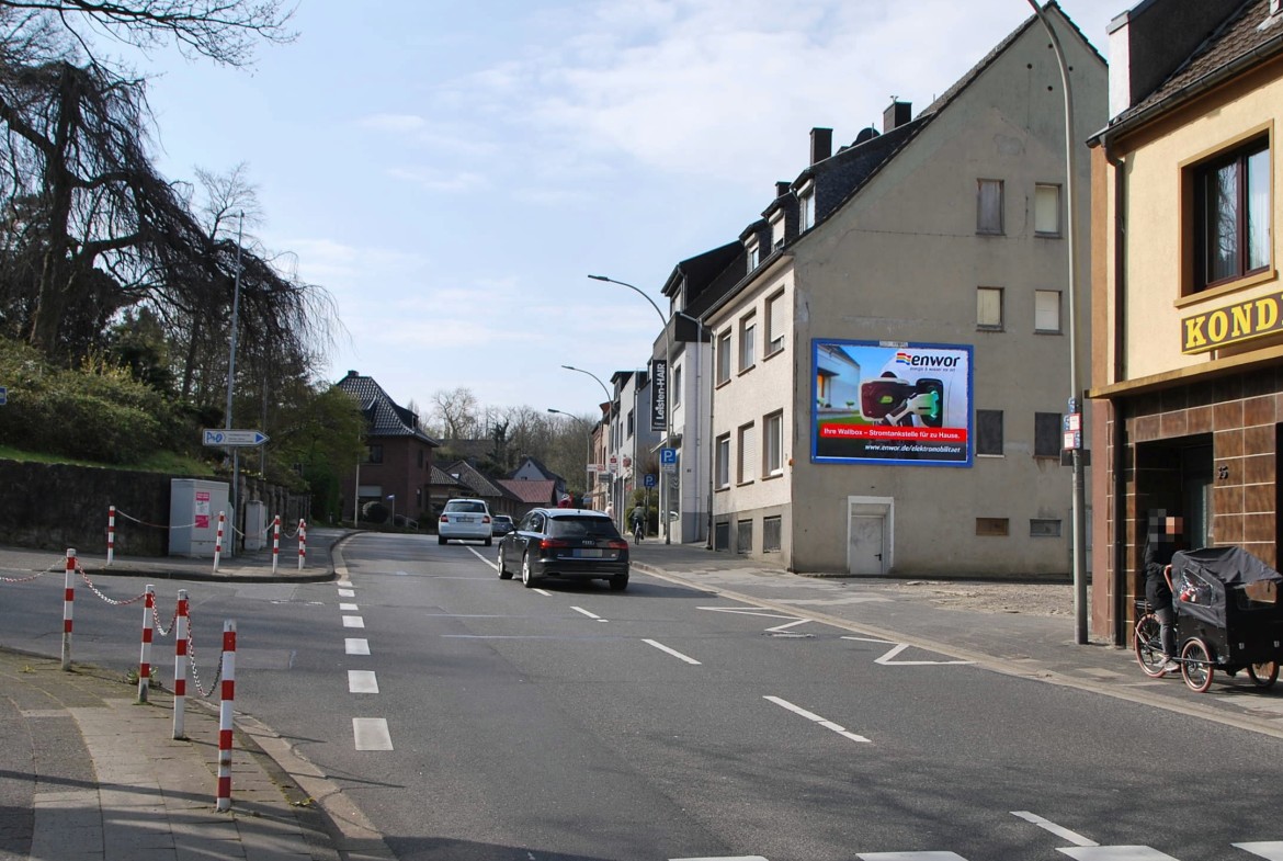 Geilenkirchener Str. 31 (quer am Giebel)