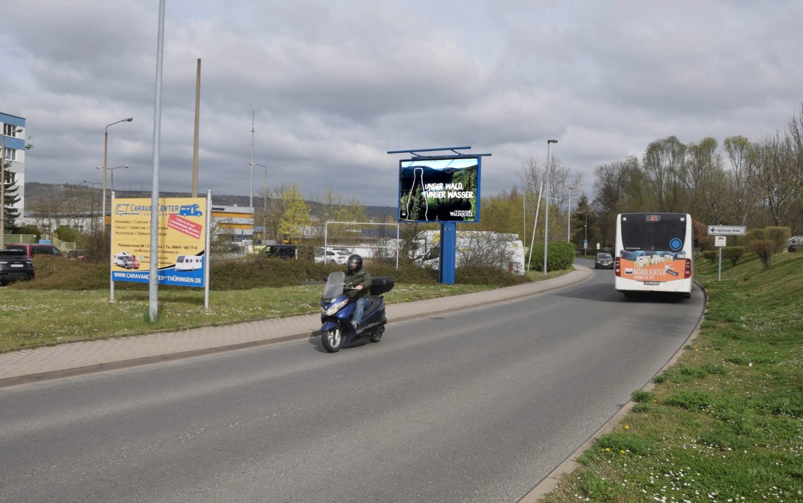 Keßlerstr. 27/geg. Einf Rewe im Burgaupark/WE lks -City-Star