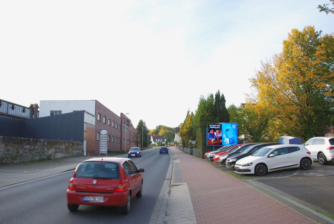 Auschnippe 30/B 241/stadtausw?rts (quer)