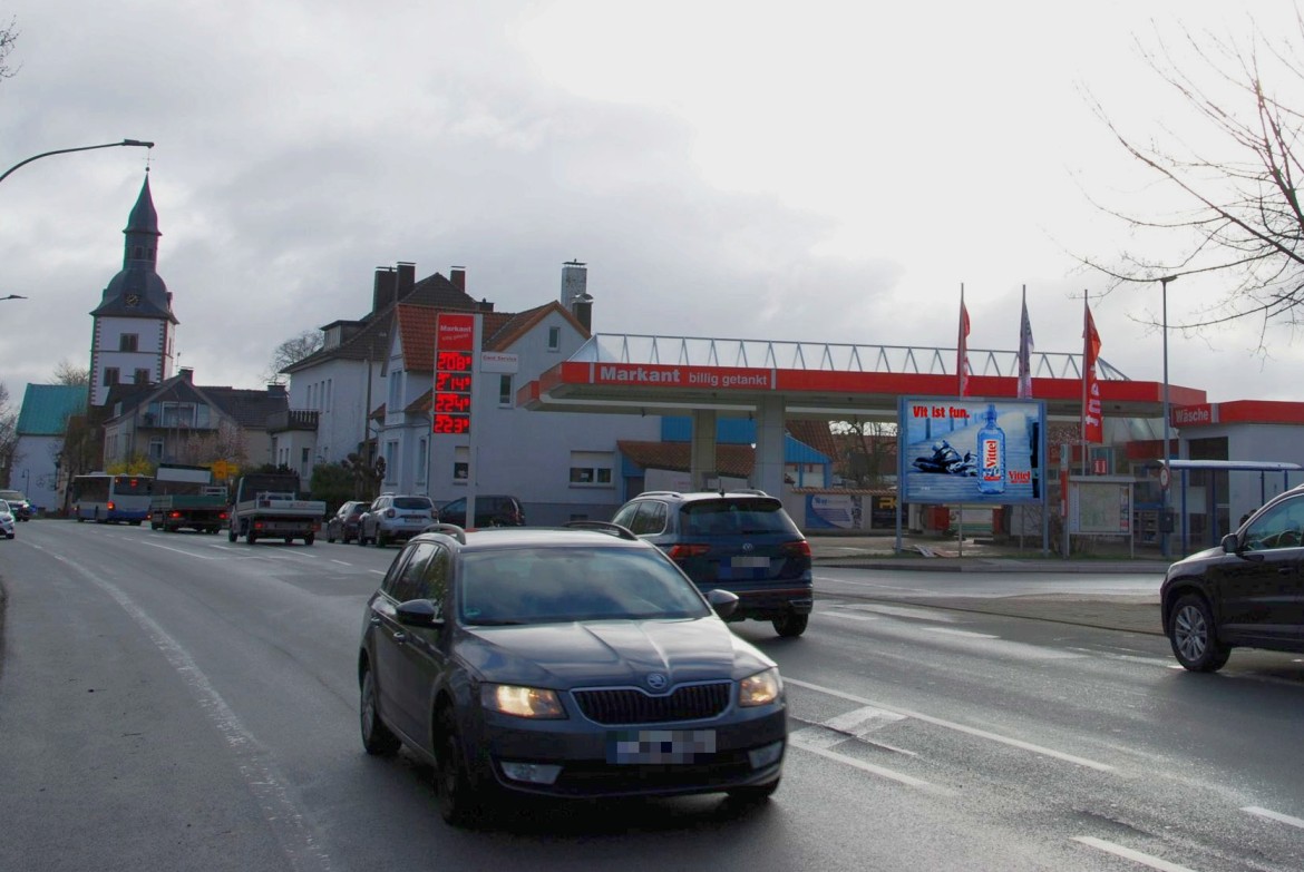 Mittelstr. 20/Busbahnhof Horn/bei Tkst (WE rts)