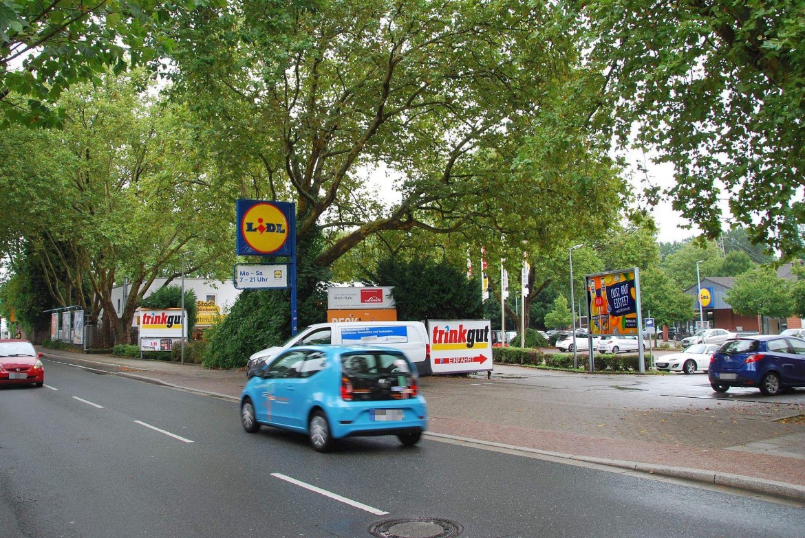 Rotthauser Str. 50 /Trinkgut+Lidl/Einfahrt (Sicht Str)