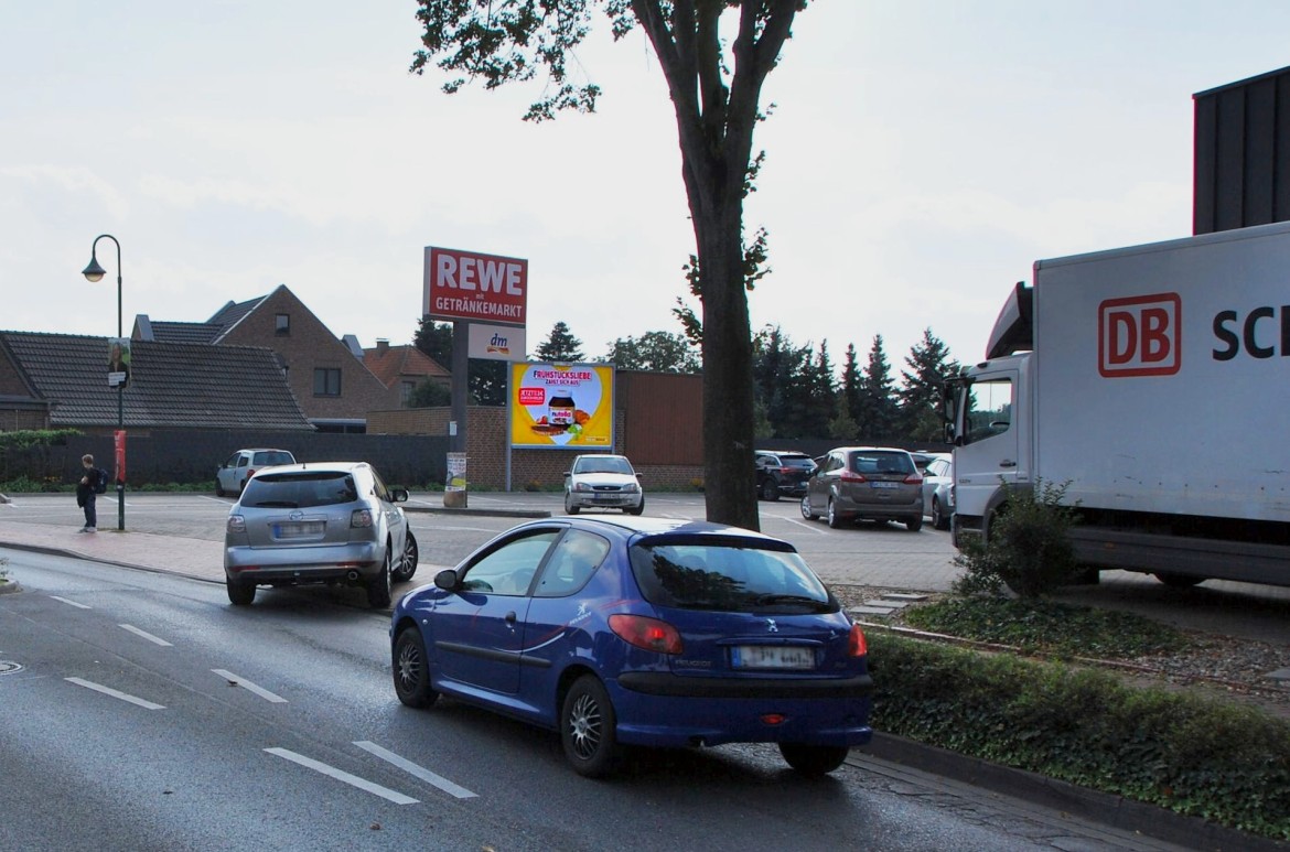 Hochstr. 132 /Rewe/geg. Eingang