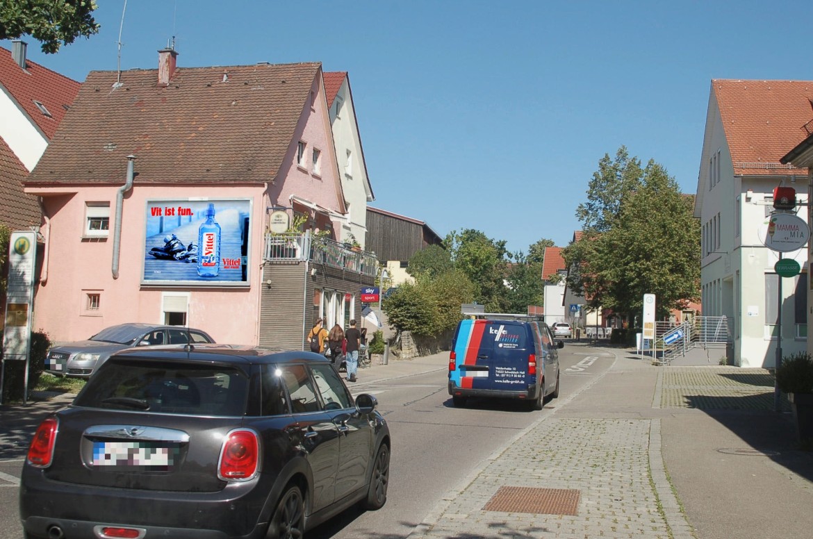 Sulzdorfer Str. 7/L 1056/neb. Haltestelle (quer)