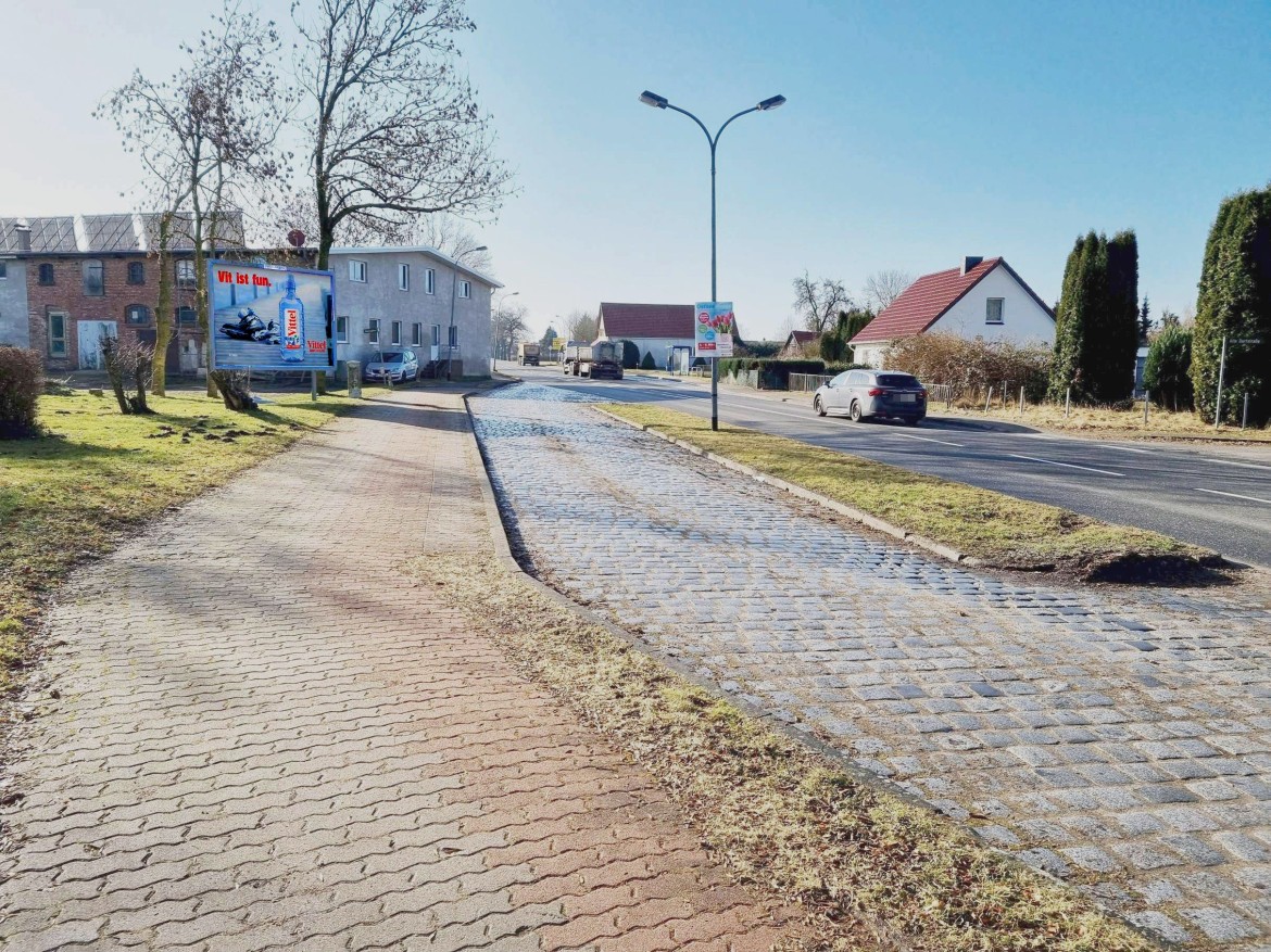 Grimmerer Str/B 194/Hts Poggendorf  (quer)