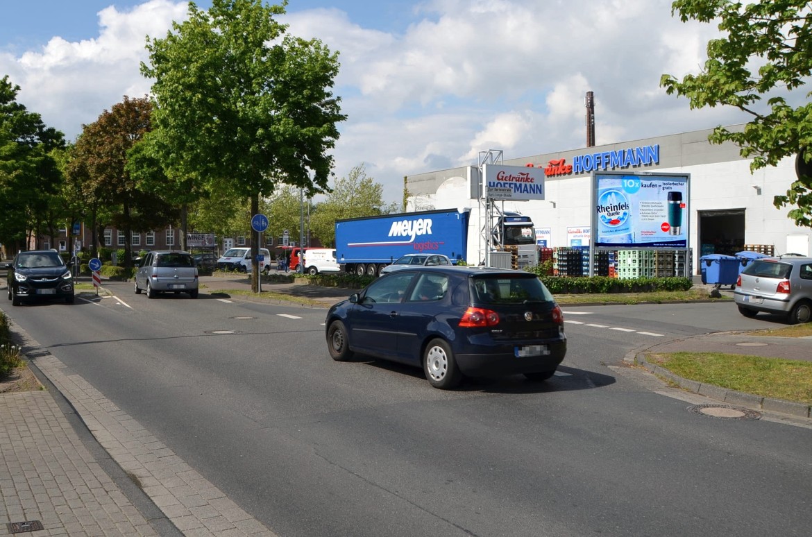 Jakob-Krebs-Str. 112 /Getrk Hoffmann/neb. Einf/Sicht L 361