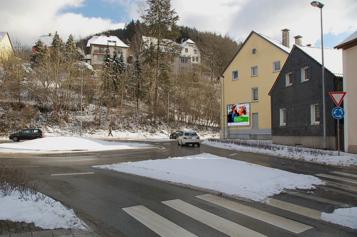 Bahnhofstr. 19/nh. Netto (quer)