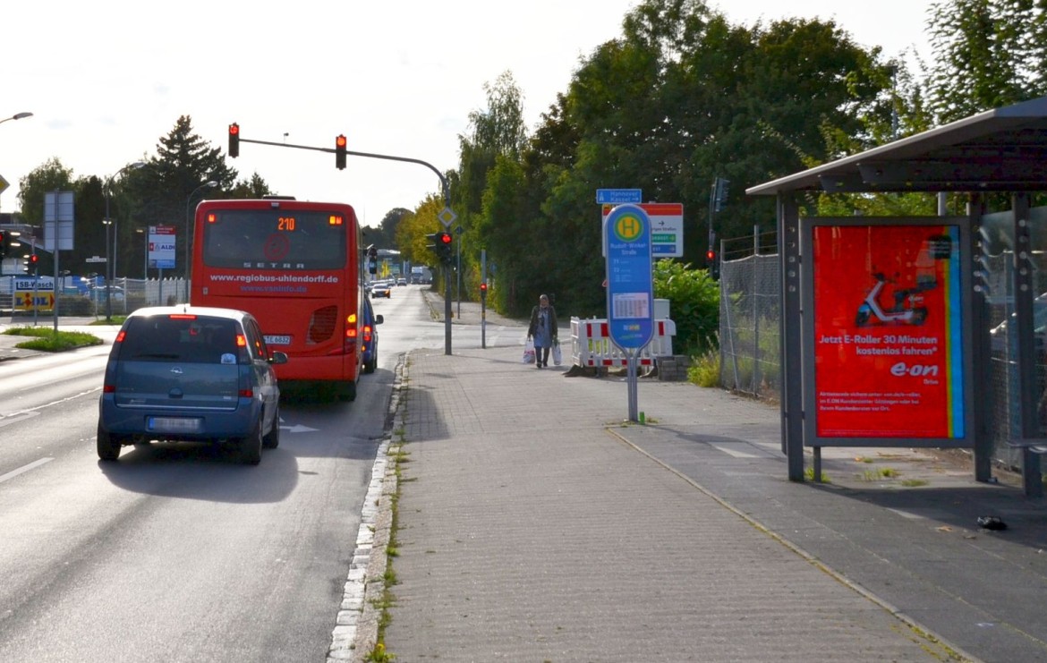 Gr?tzelstr/Rudolf-Winkel-Str/ausw?rts/innen (WH)