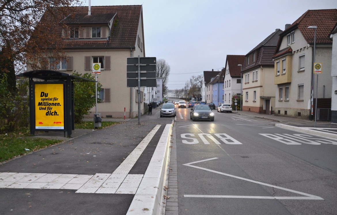 Stammheimer Str/geg. Ebertstr/aussen  (WH)