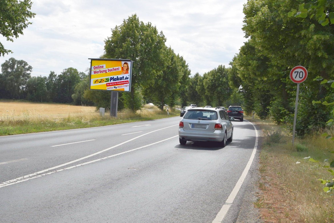 Otto-Brenner-Str/Ecke Hans-Böckler-Str/WE lks (City-Star)
