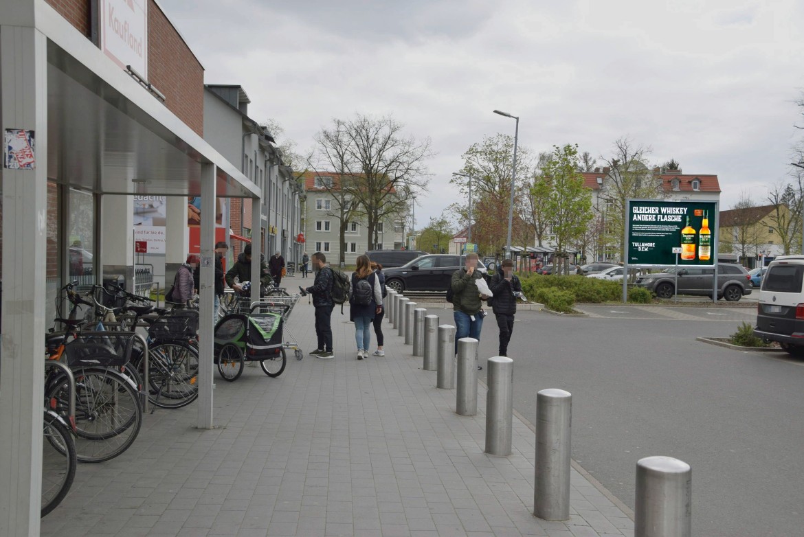 Wiesenstr. 7 /Kaufland/rts vom Eingang (rts)