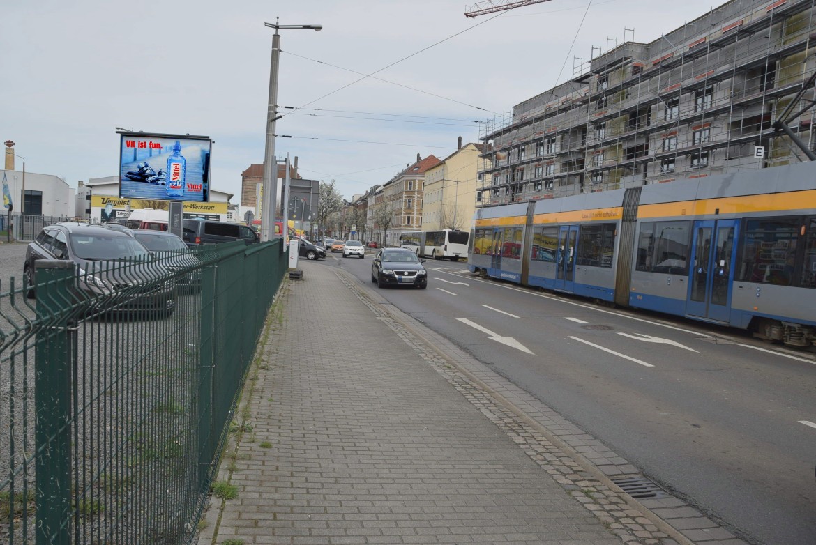 Mockauer Str/Ecke Dortmunder Str/WE lks (City-Star)