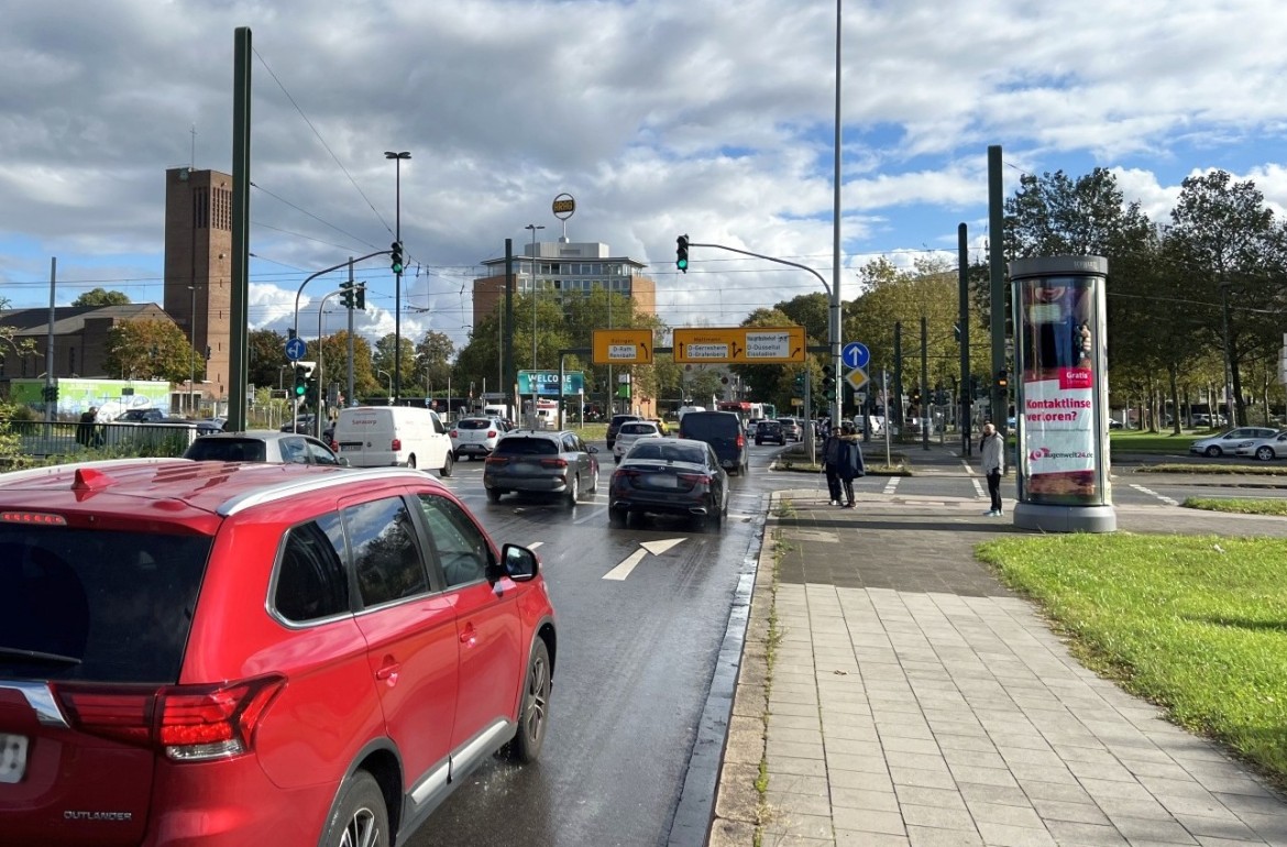 M?nsterstr/L 455/Ecke Grashofstr/B1/B7/B8