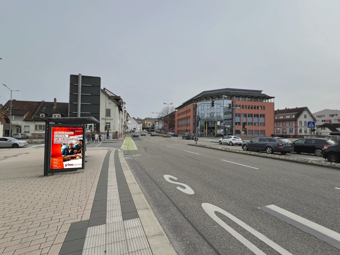 Hauptstr/Kronenplatz 1/Hts Burda/ausw?rts/aussen (WH)