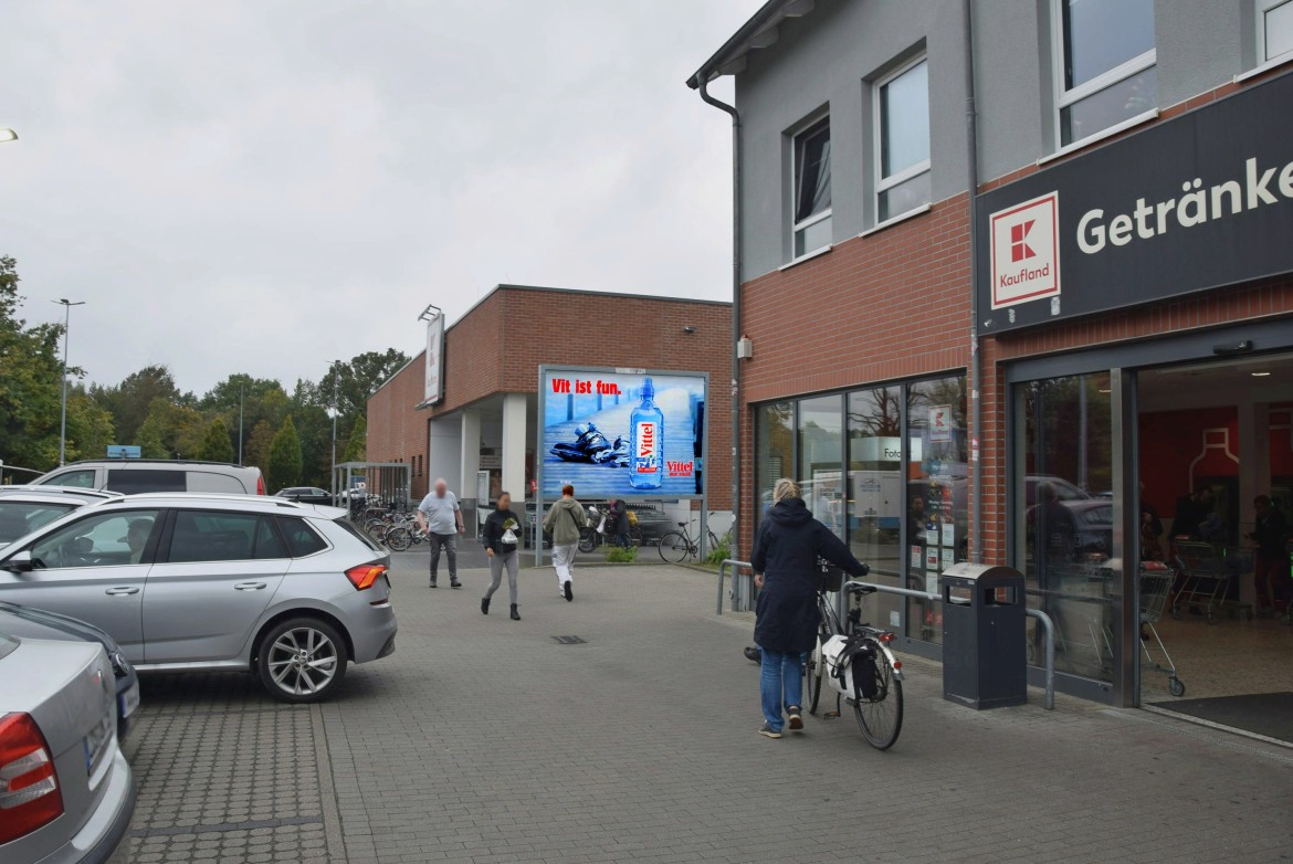 Wiesenstr. 7 /Kaufland/rts vom Eingang (Sicht Getränkemarkt)