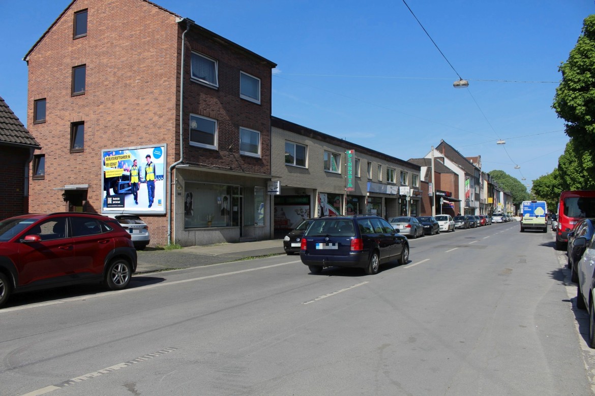 Vestische Str. 105 (quer am Giebel)