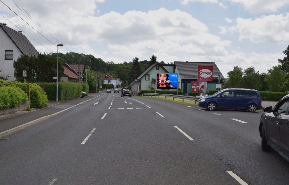 Coburger Str. 106/Norma/Einfahrt (WE rts)