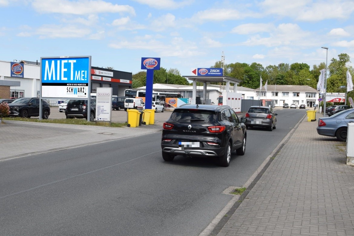 Ubierstr. 23 /Zisch Getr?nke/Einfahrt (WE lks)