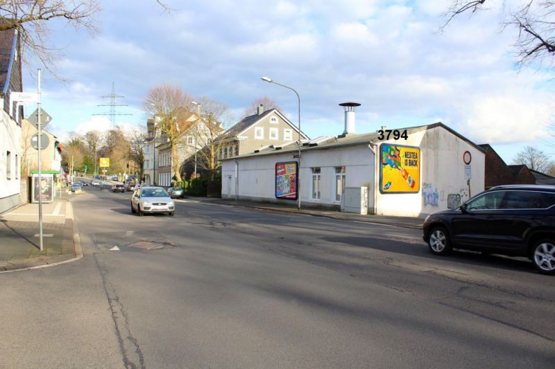 Burger Str 111 li/Flurstr gg