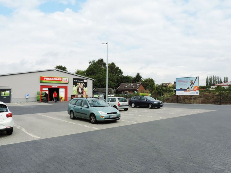 Hagdornstr. 2 Rewe Peeters Eing.