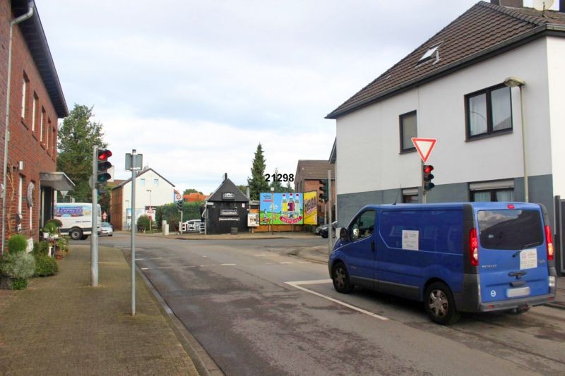 Hauptstr 112 parallel/Schulstr
