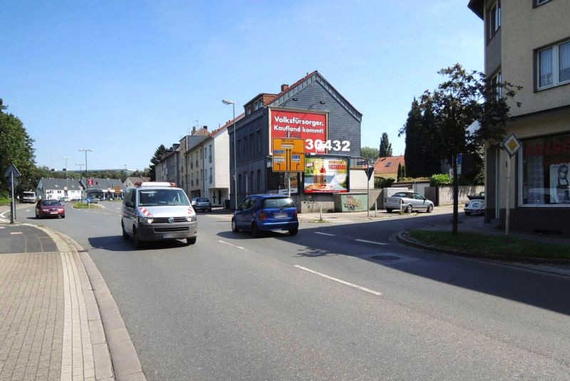 Friedrich-Lange-Str  20 re/Kopfstr