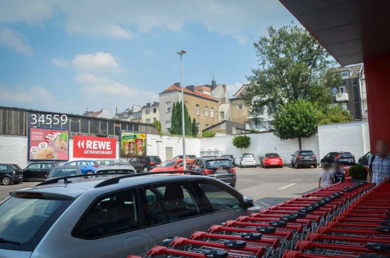 Krugenofen 62-70 Rewe Stenten Eing.