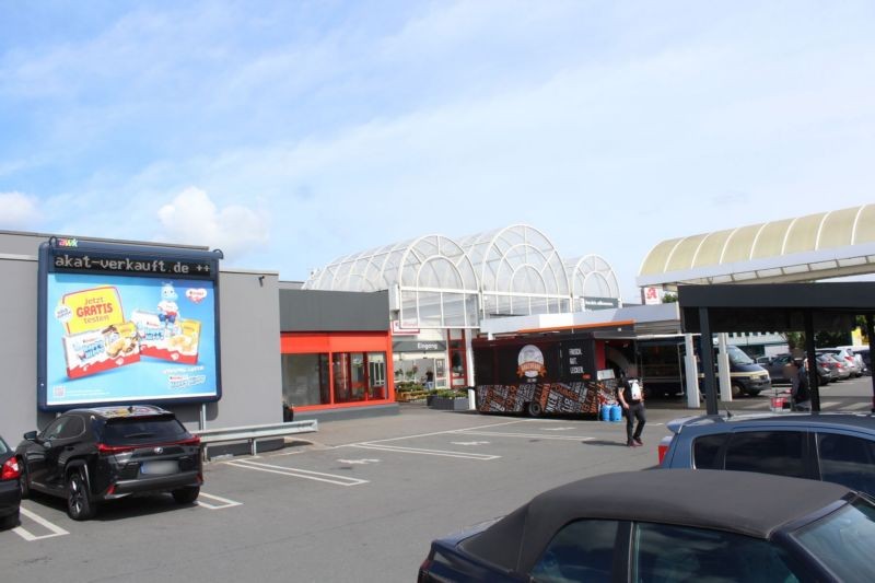 Schweriner Str. 4 Kaufland Eing.