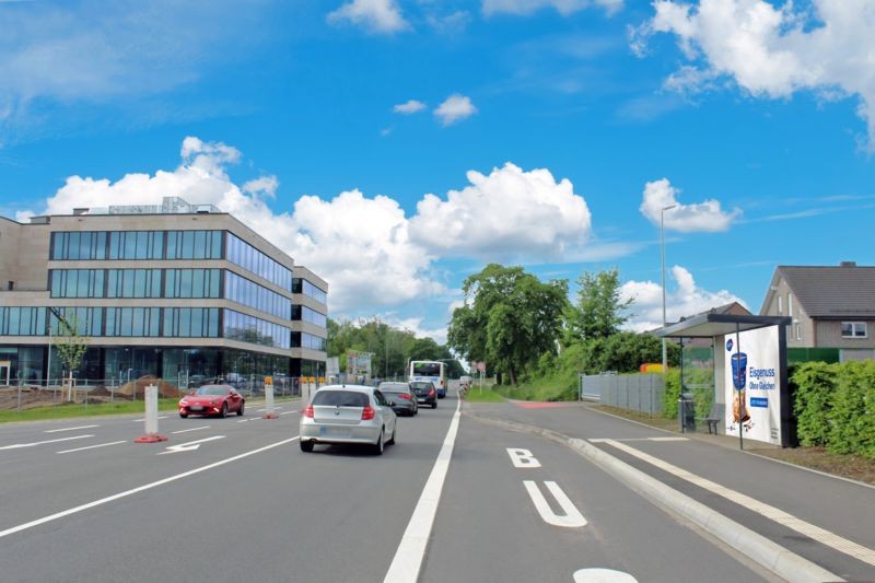 Rheinberger Str/Kampstr 2/Hst Kampstr ew